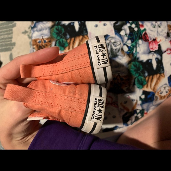 Toddler Converse shoes - Picture 4 of 8